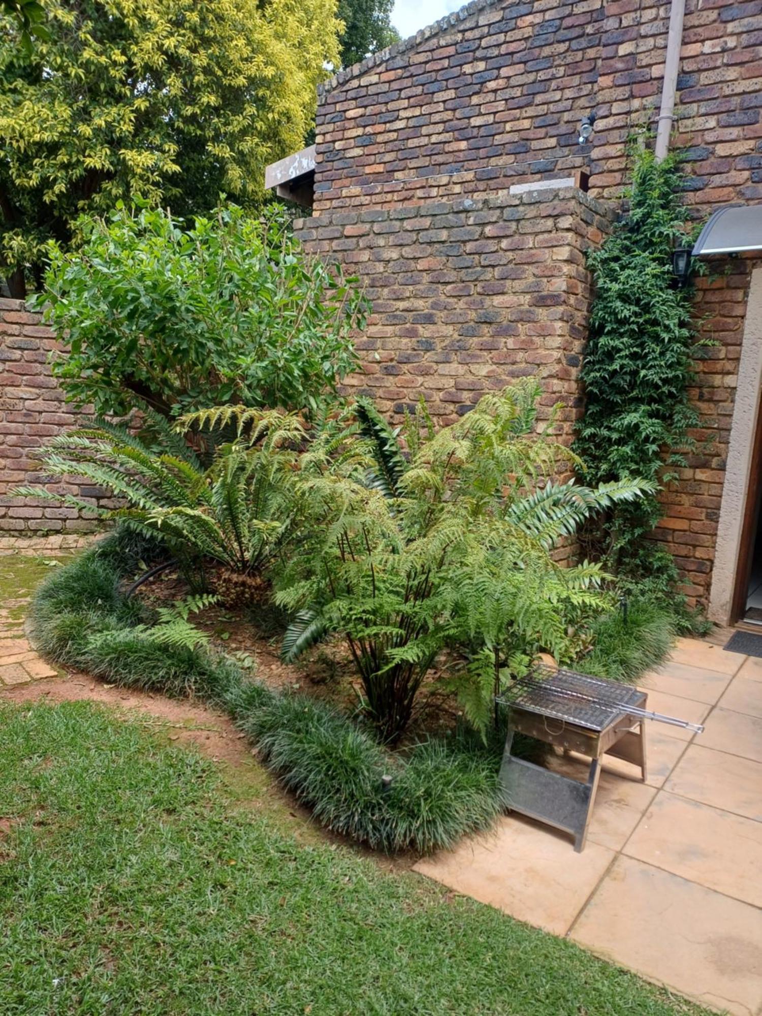 Green Scape Flatlet Pretoria Exterior photo